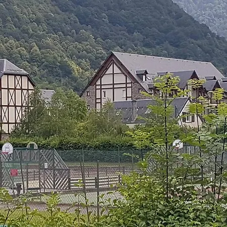Grand T2 Calme Et Cosy Au « Pyrenees Palace » Lägenhet Bagnères-de-Luchon