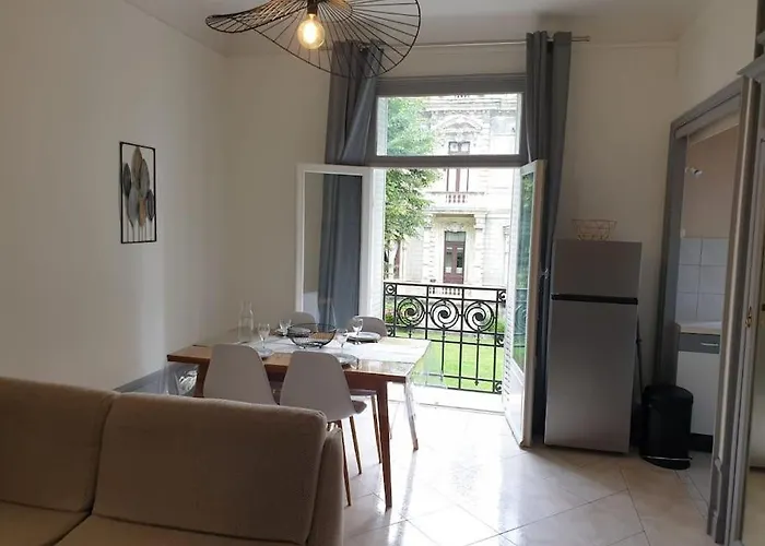 Apartment Grand T2 Calme Et Cosy Au « Pyrenees Palace »