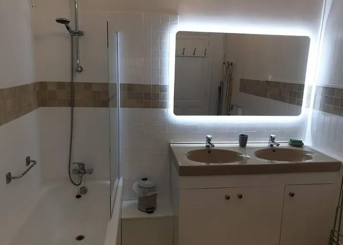 Apartment Grand T2 Calme Et Cosy Au « Pyrenees Palace » *