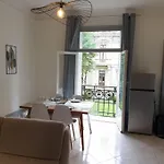 Appartamento Grand T2 Calme Et Cosy Au  Pyrénées Palace