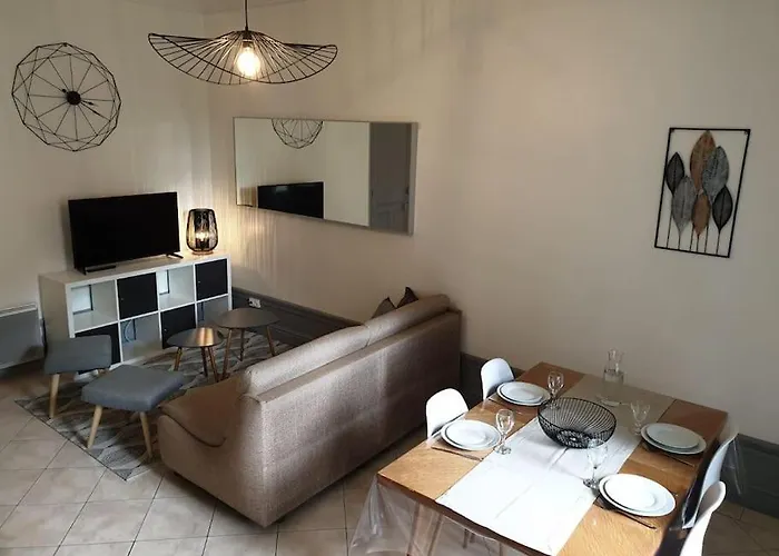 Grand T2 Calme Et Cosy Au « Pyrenees Palace » Bagnères-de-Luchon